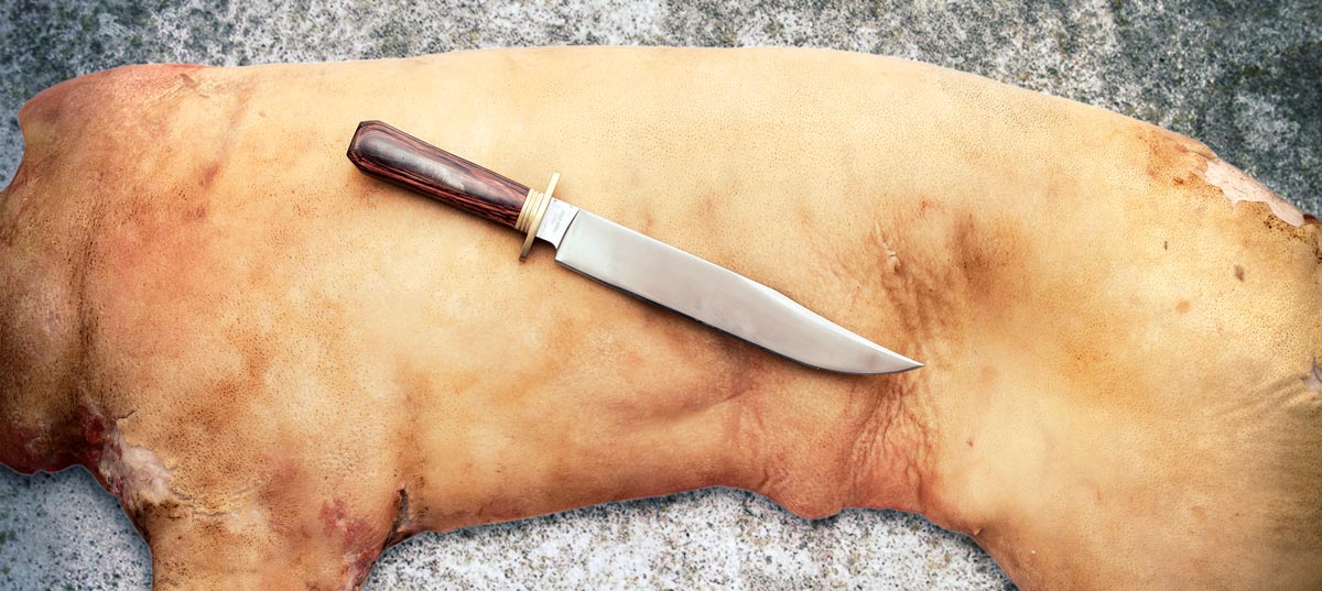 Боуи, человек и нож