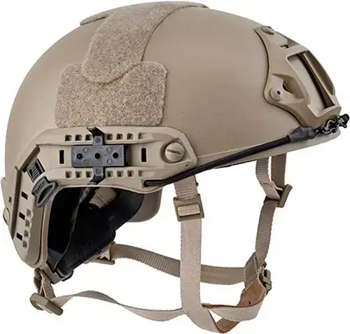 Шлем Defcon 5 SPECIAL FORCES OPS HELMET COYOTE TAN. Цвет - оливковый
