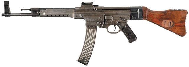 MP 44 (він же так званий «Штурмгевер»)