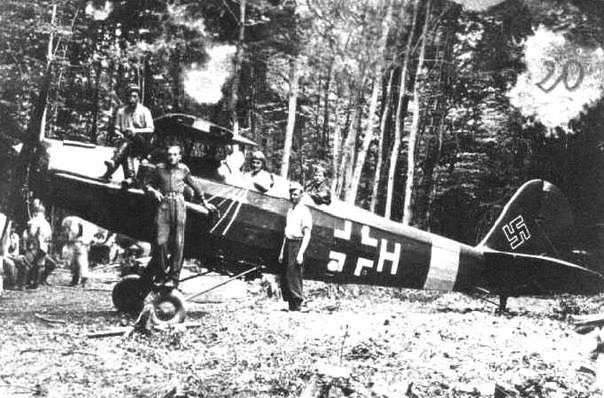 Захоплений бійцями УПА німецький літак Gotha-145