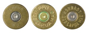 Варианты маркировки на гильзах патронов .338 LM компаний Nammo Lapua Oy, Prvi Partizan AD и Hornady Manufacturing Co.