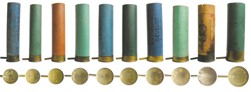  Шпилечные патроны с бумажной гильзой широко применялись для гладкоствольного оружия