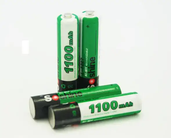 Комплект аккумуляторных батарей Soshine Ni-Mh AAA 1.2V 1100mAh с кейсом