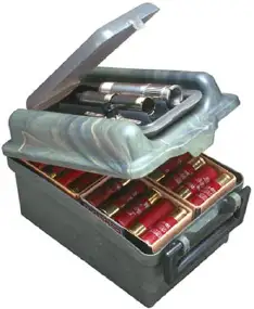 Коробка MTM Shotshell/Choke Tube Case для комплекту змінних чоків і 100 патронів кал. 12/76. Колір – камуфляж.